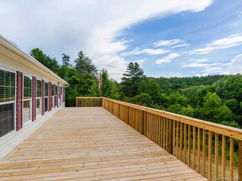 11 Powder Horn Trail Weaverville NC 28787