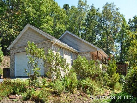 22 Cedar Drive Mills River NC 28759
