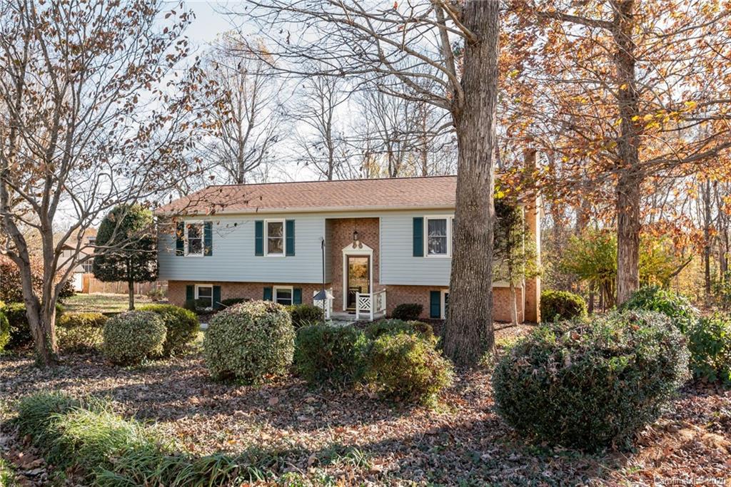 2505 Brentwood Circle Lenoir NC 28645
