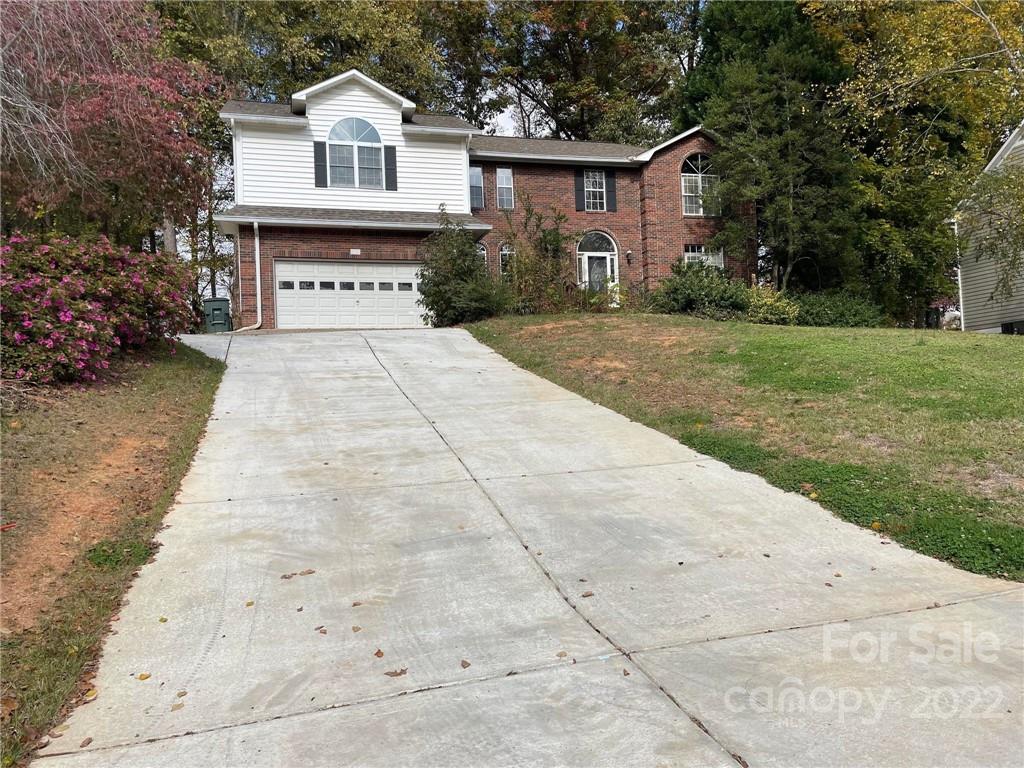 1014 Briarcliff Road Mooresville NC 28115