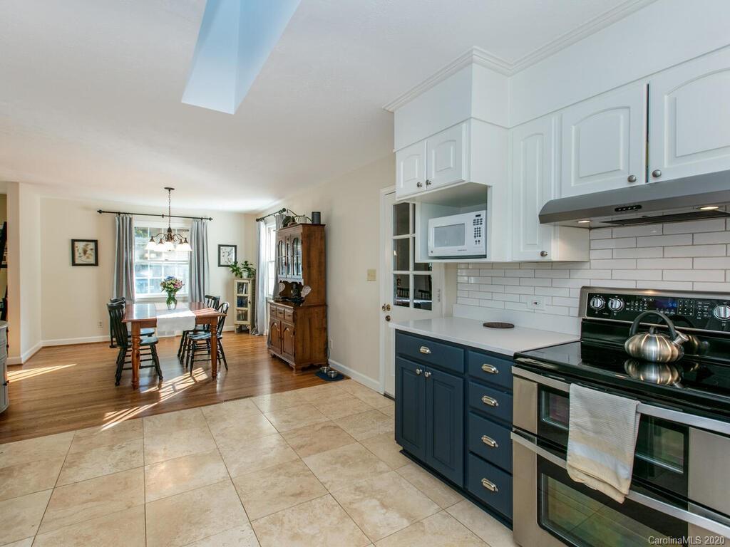 98 Alpine Way Asheville NC 28805