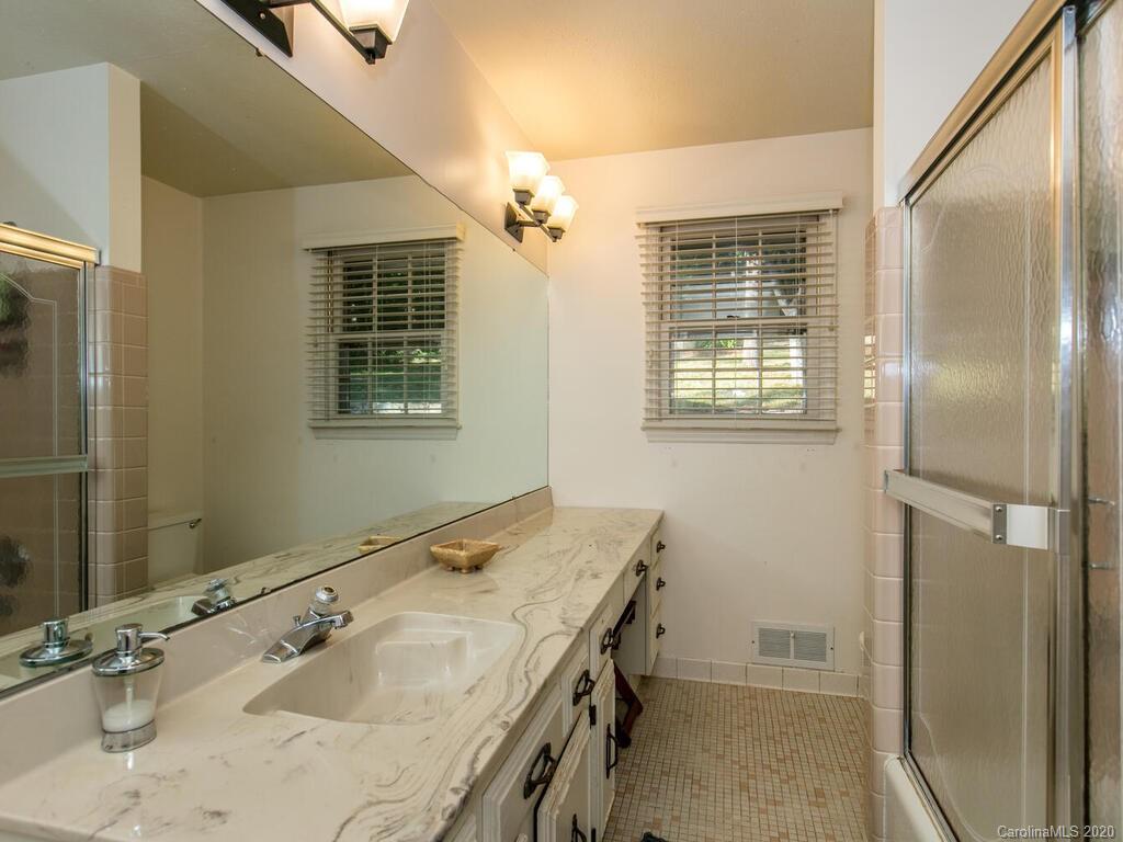 98 Alpine Way Asheville NC 28805