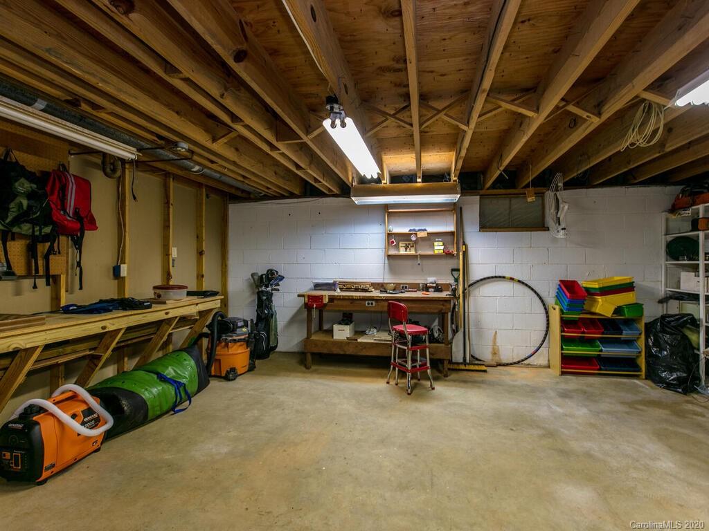 98 Alpine Way Asheville NC 28805