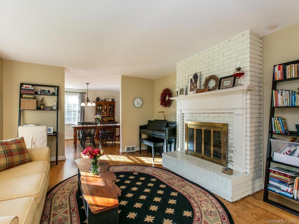 98 Alpine Way Asheville NC 28805