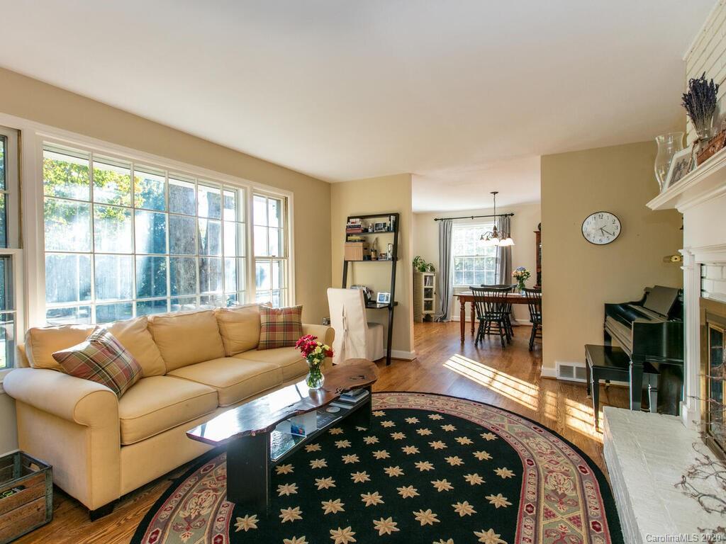 98 Alpine Way Asheville NC 28805