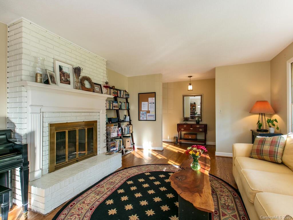98 Alpine Way Asheville NC 28805