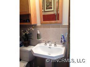 34 Waters Road Asheville NC 28805