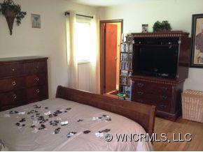 34 Waters Road Asheville NC 28805