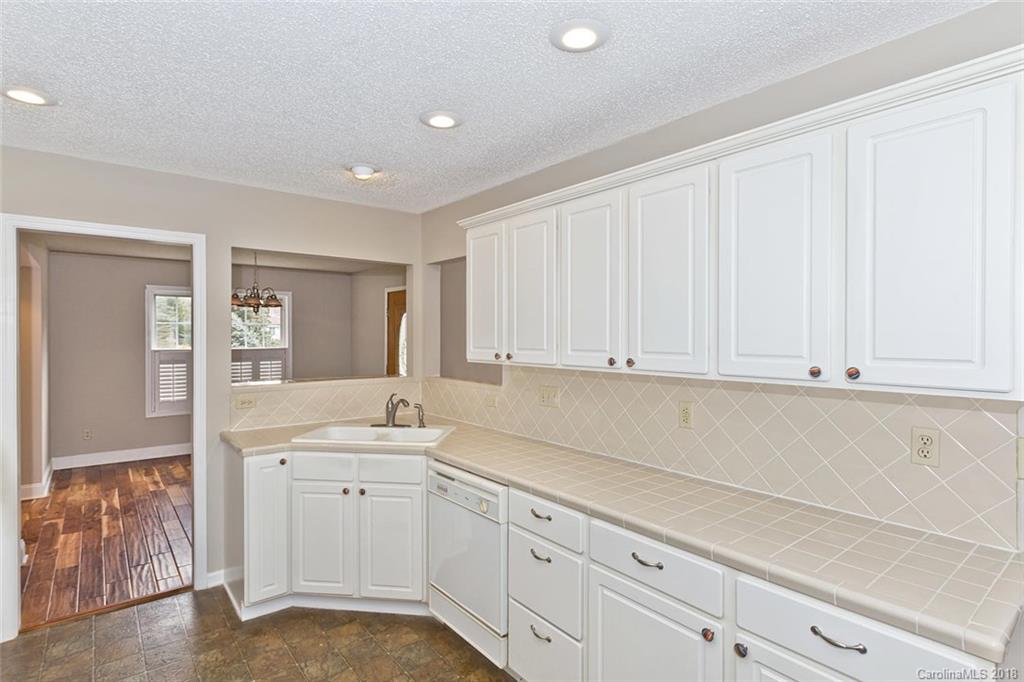 35 Azalea Drive Weaverville NC 28787
