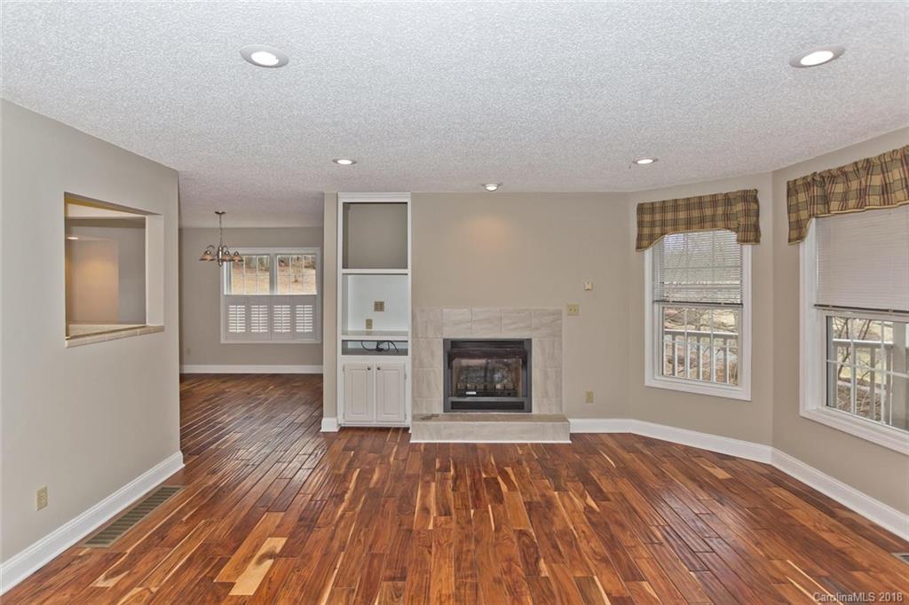 35 Azalea Drive Weaverville NC 28787