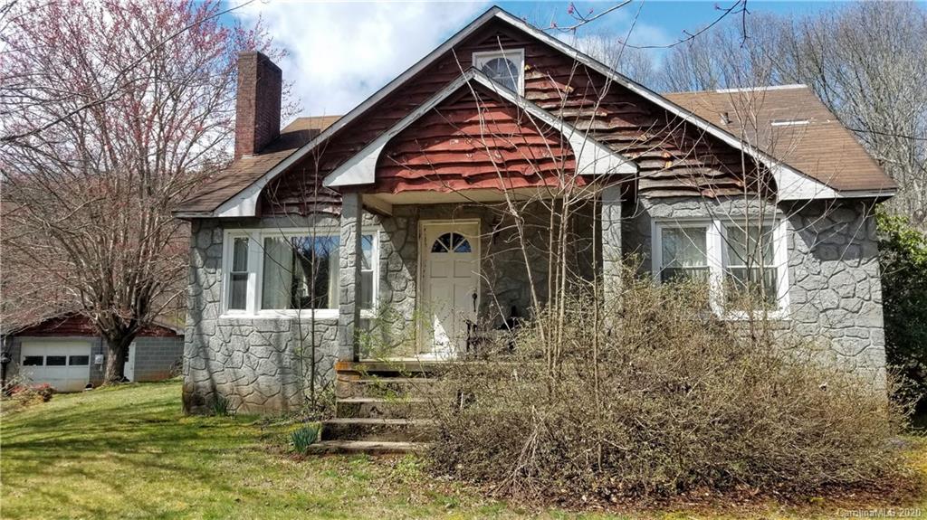 82 N Turkey Creek Road Leicester NC 28748