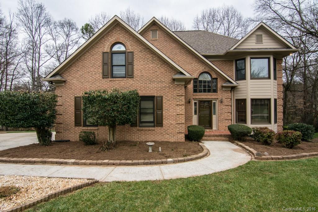 7608 Edgeworth Court Charlotte NC 28213