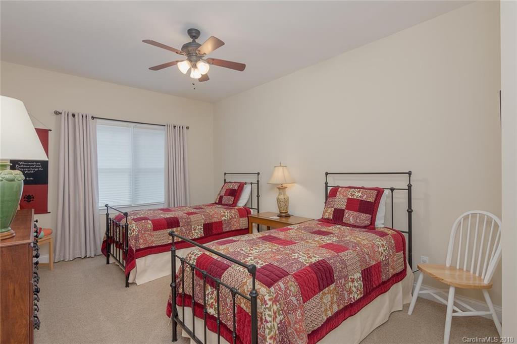 37 Hope View Road Swannanoa NC 28778