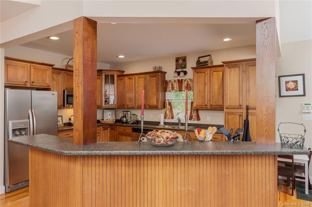37 Hope View Road Swannanoa NC 28778