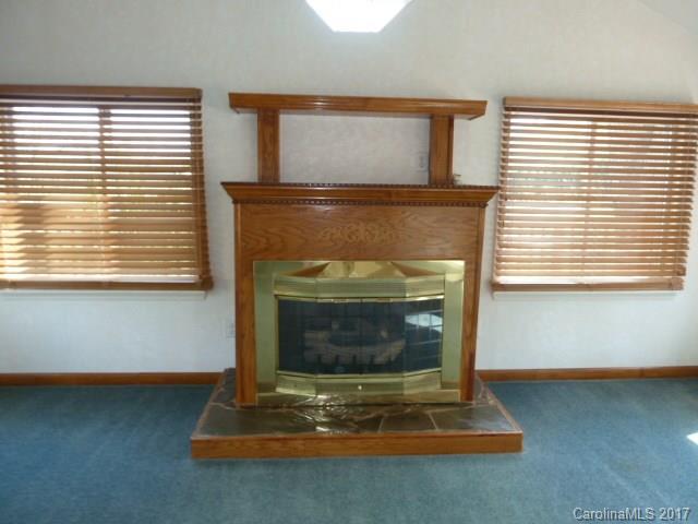 687 Starnes Cove Road Asheville NC 28806