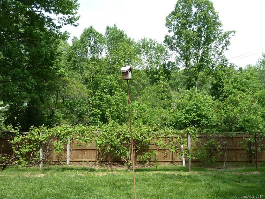 687 Starnes Cove Road Asheville NC 28806