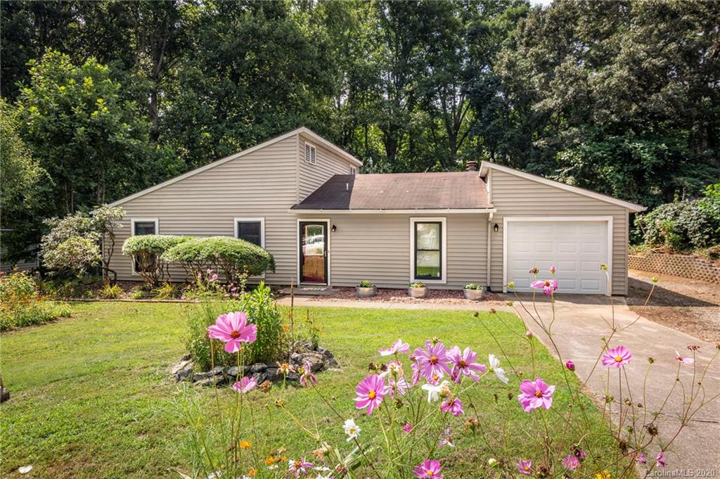 113 Wicklow Drive Asheville NC 28806