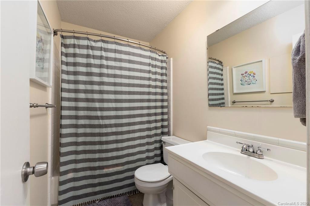 113 Wicklow Drive Asheville NC 28806