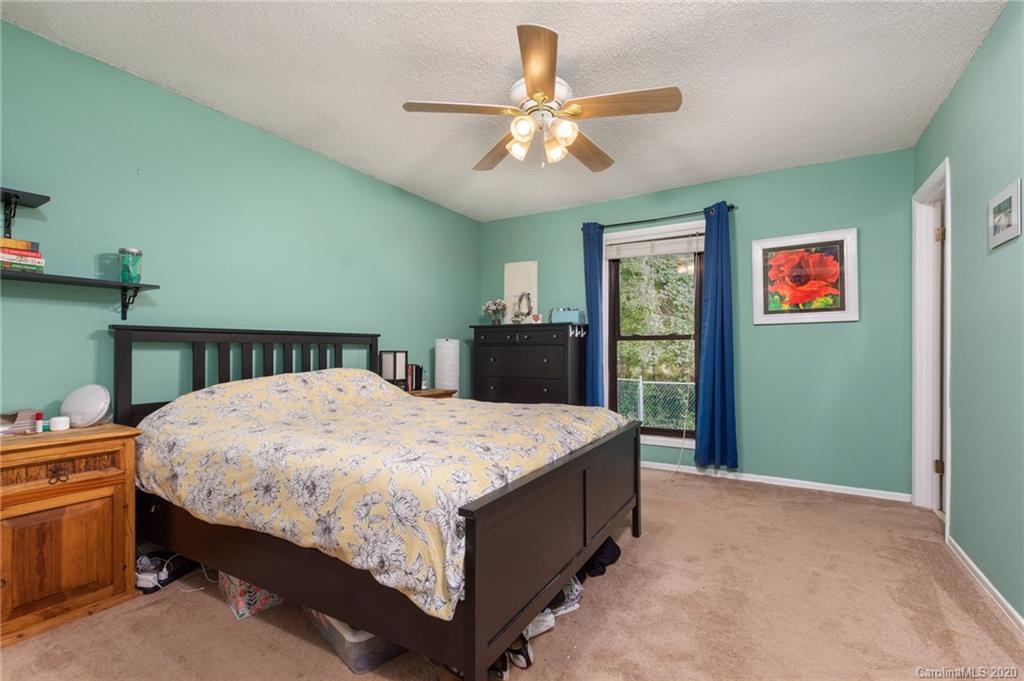 113 Wicklow Drive Asheville NC 28806