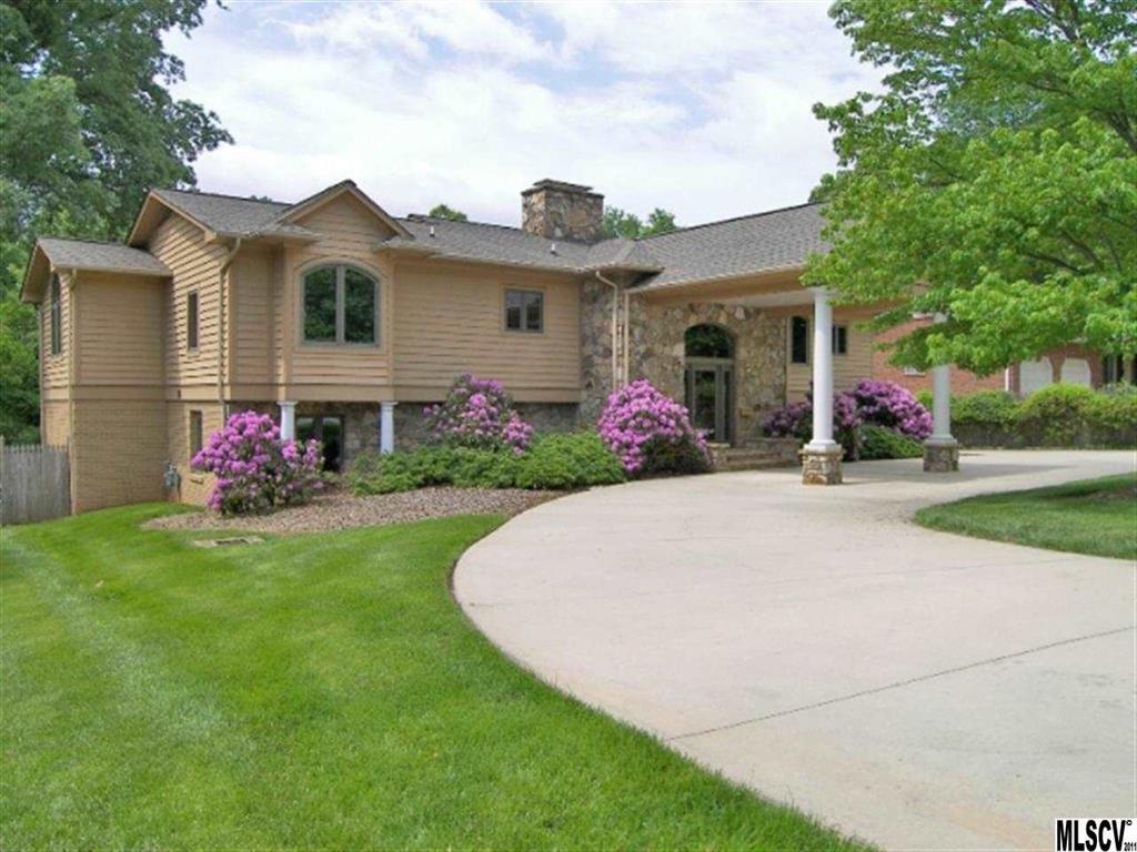 625 13th Avenue Place NW Hickory NC 28601