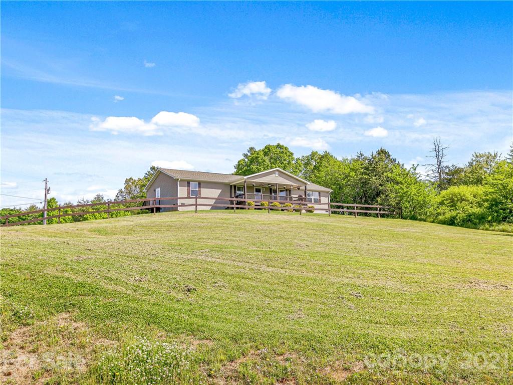 5 Calm Drive Weaverville NC 28787