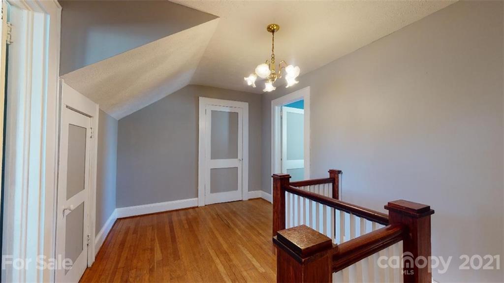 457 E Court Street Marion NC 28752