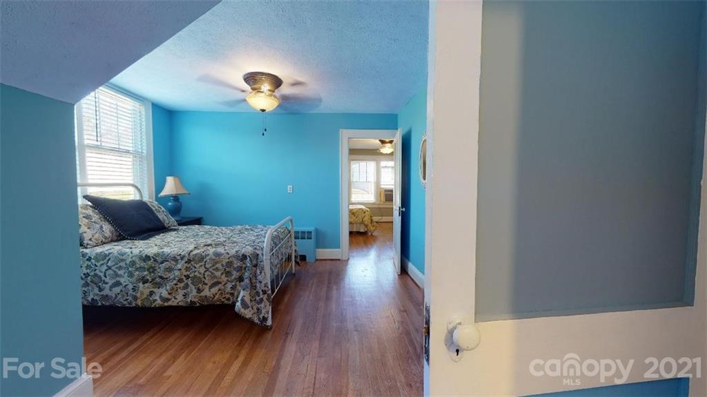 457 E Court Street Marion NC 28752