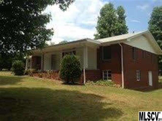 2820 21st Street Lane NE Hickory NC 28601