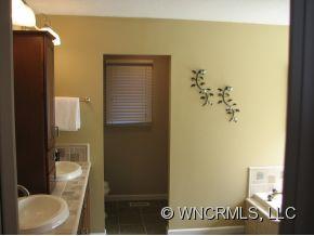 6 Brody Trail Asheville NC 28804