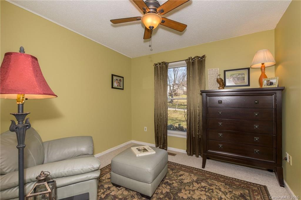 67 Cub Road Asheville NC 28806