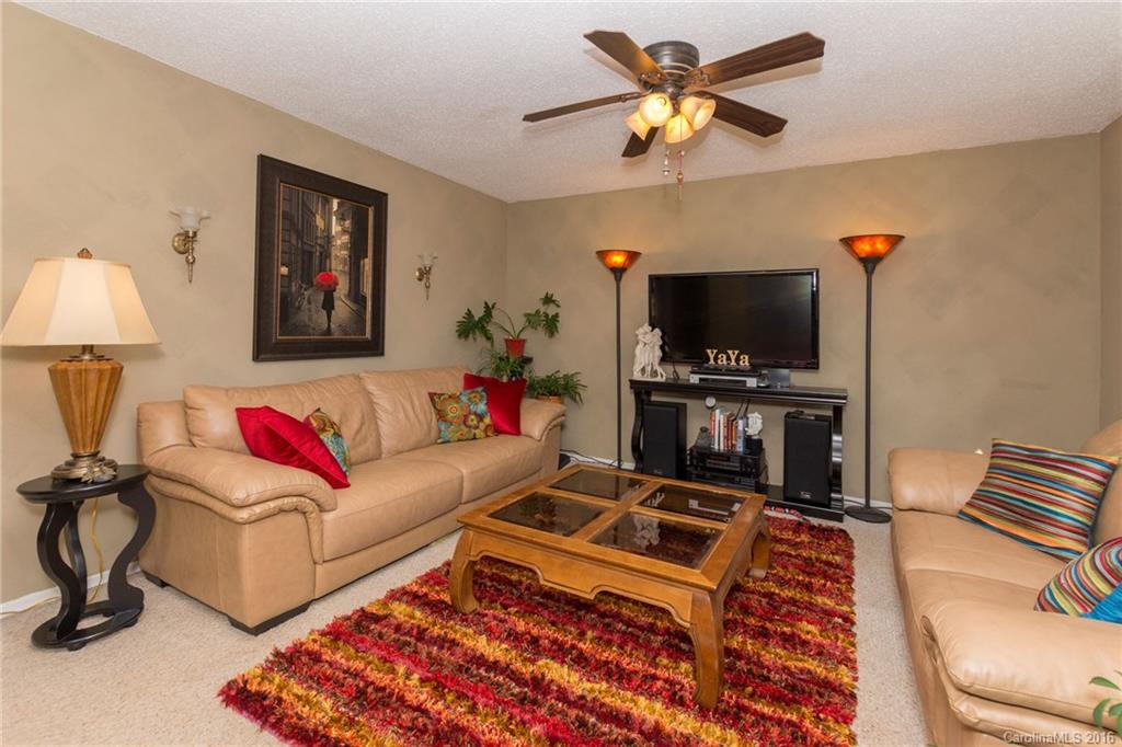 67 Cub Road Asheville NC 28806
