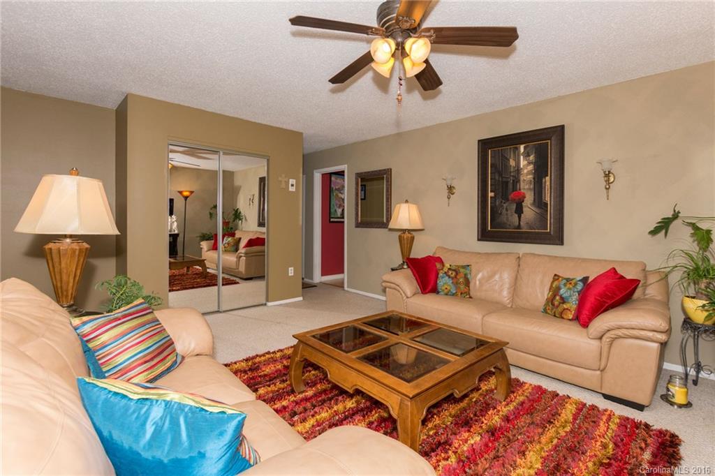 67 Cub Road Asheville NC 28806