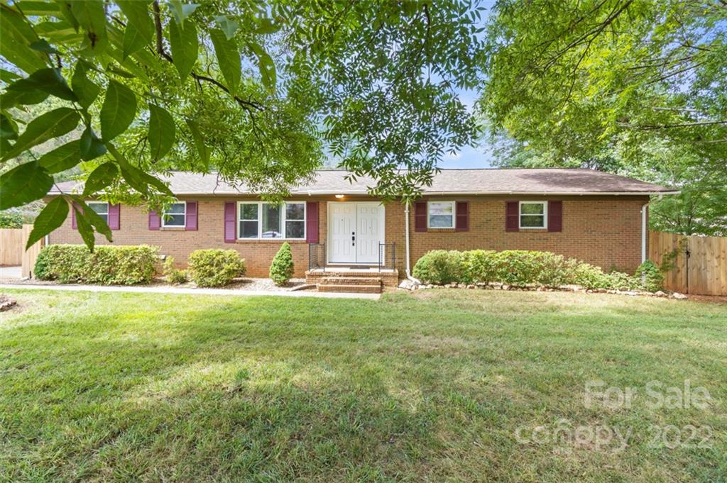 1632 Gemway Drive Charlotte NC 28216