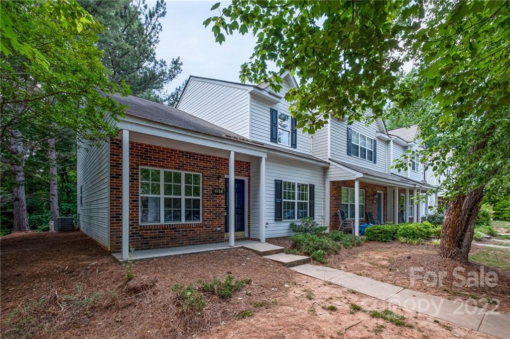 4126 Birch Leaf Court Charlotte NC 28215