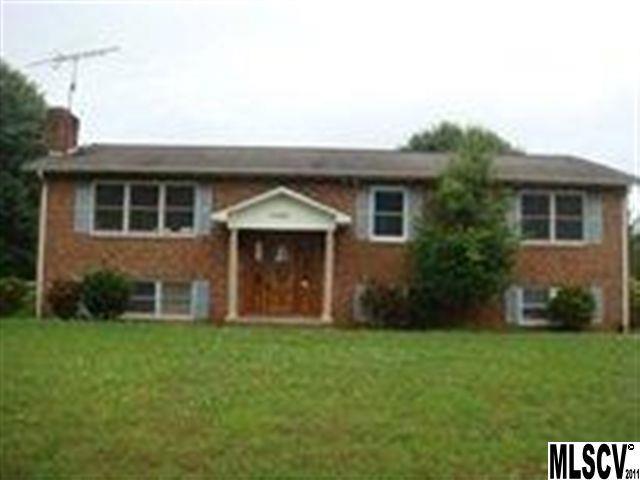 3940 13th Street Circle Ne Hickory NC 28601