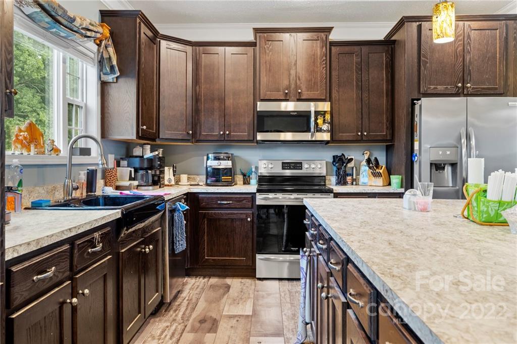179 Bradshaw Circle Candler NC 28715