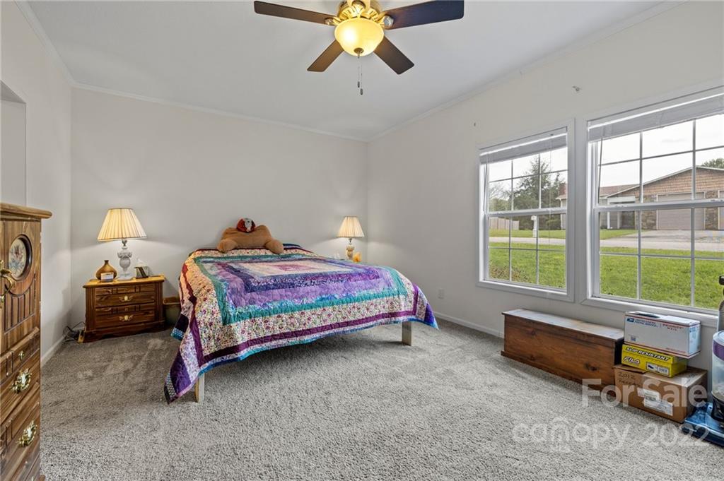 179 Bradshaw Circle Candler NC 28715