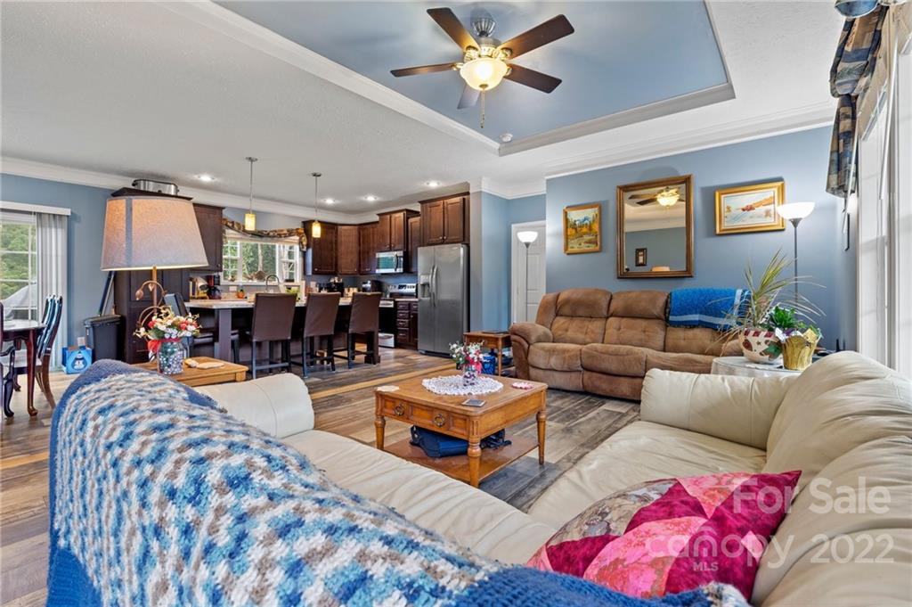 179 Bradshaw Circle Candler NC 28715