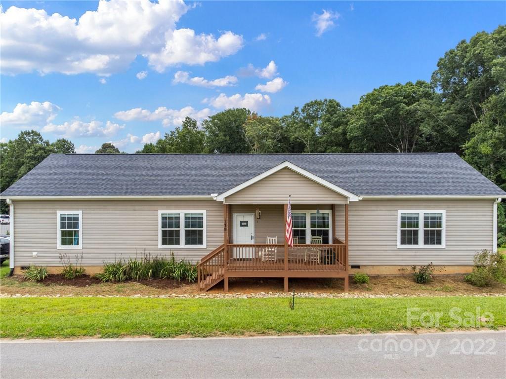 179 Bradshaw Circle Candler NC 28715