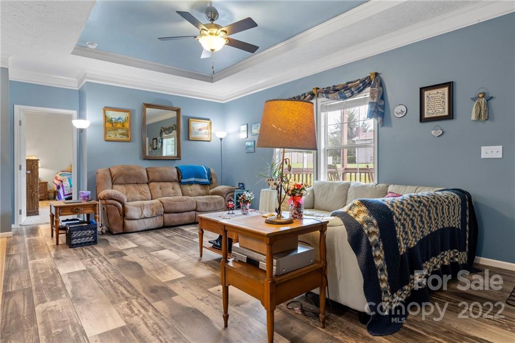 179 Bradshaw Circle Candler NC 28715