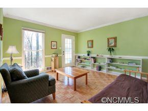 19 Perdue Place Asheville NC 28806