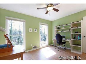 19 Perdue Place Asheville NC 28806