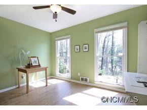 19 Perdue Place Asheville NC 28806