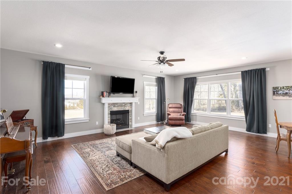 51 Olivet Lane Fletcher NC 28732