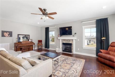 51 Olivet Lane Fletcher NC 28732