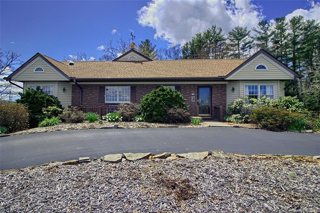 29 Amber Drive W Horse Shoe NC 28742