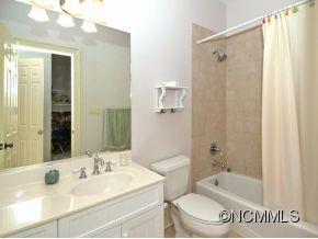 1646 Olmsted Drive Asheville NC 28803