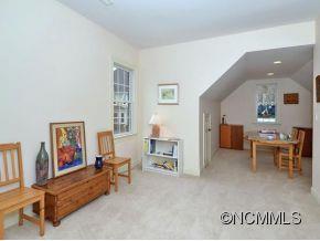 1646 Olmsted Drive Asheville NC 28803