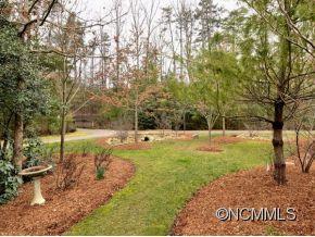 1646 Olmsted Drive Asheville NC 28803