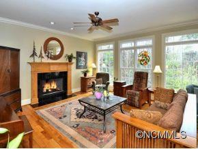 1646 Olmsted Drive Asheville NC 28803